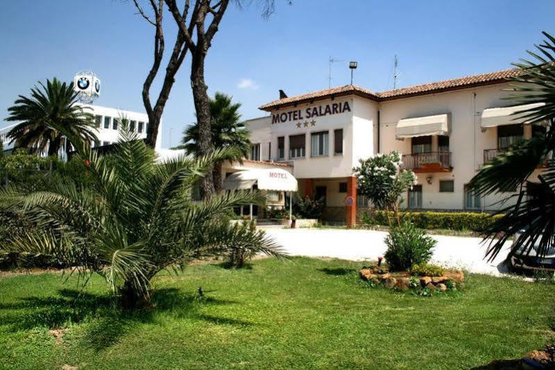 Hotel Salaria Rome Extérieur photo